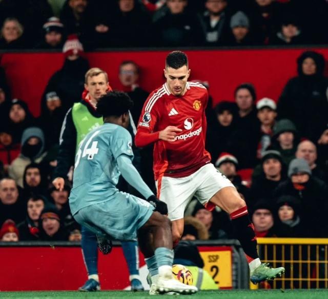 1733611740757069371.jpg 1733611729063.jpg